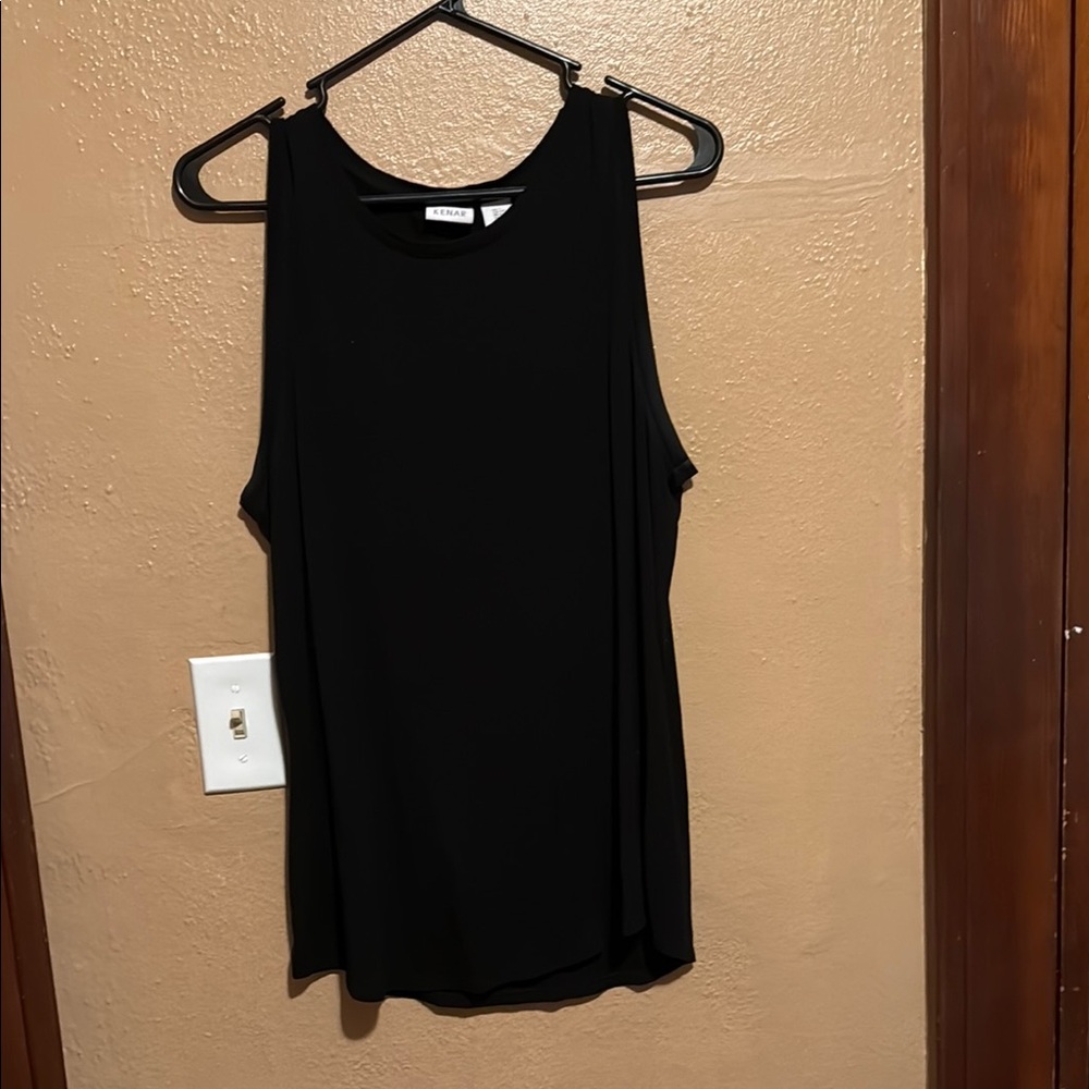 Black Sleeveless Top